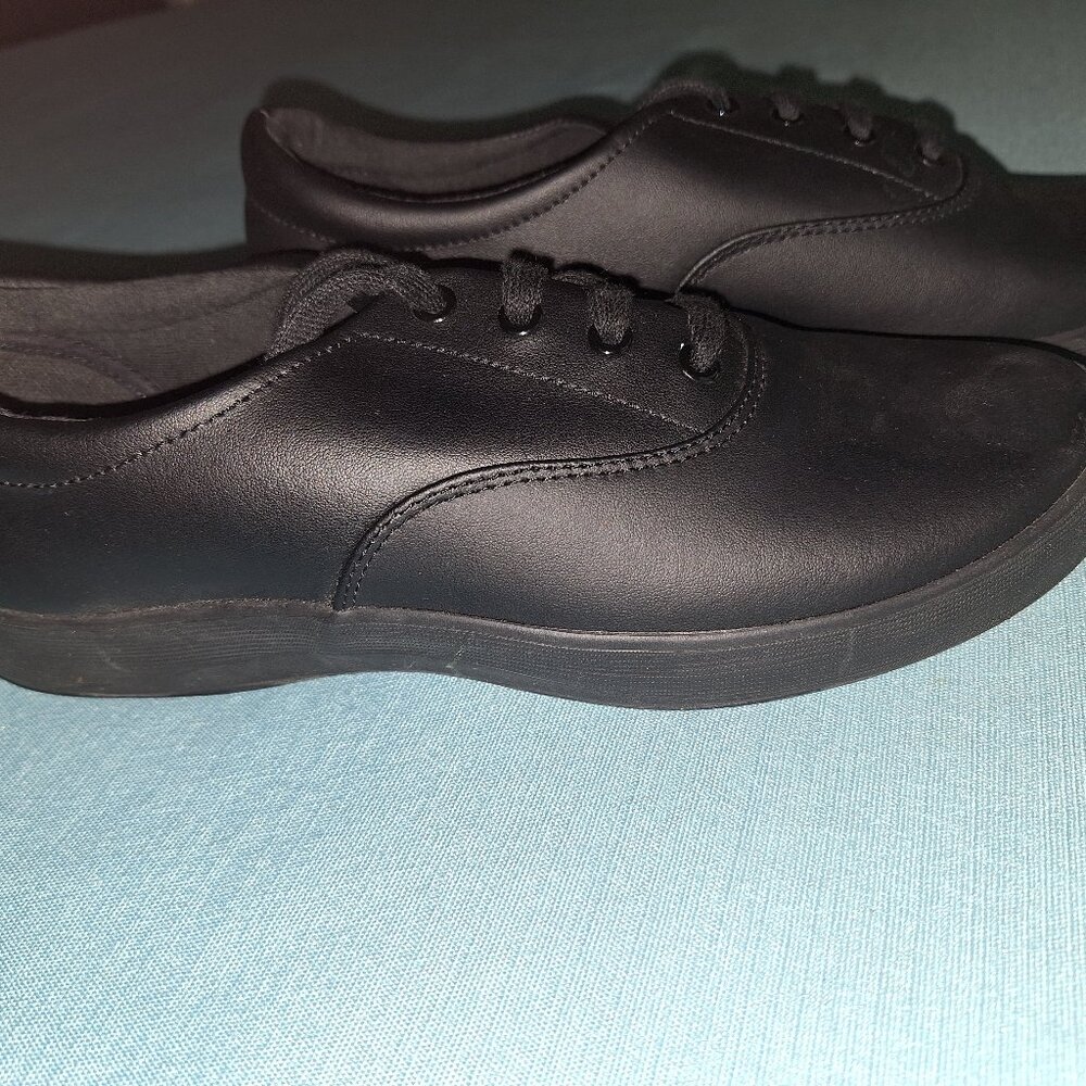 Grasshopper Ortholite Sneaker - Black Leather - Size 9M - Picture 2 of 7